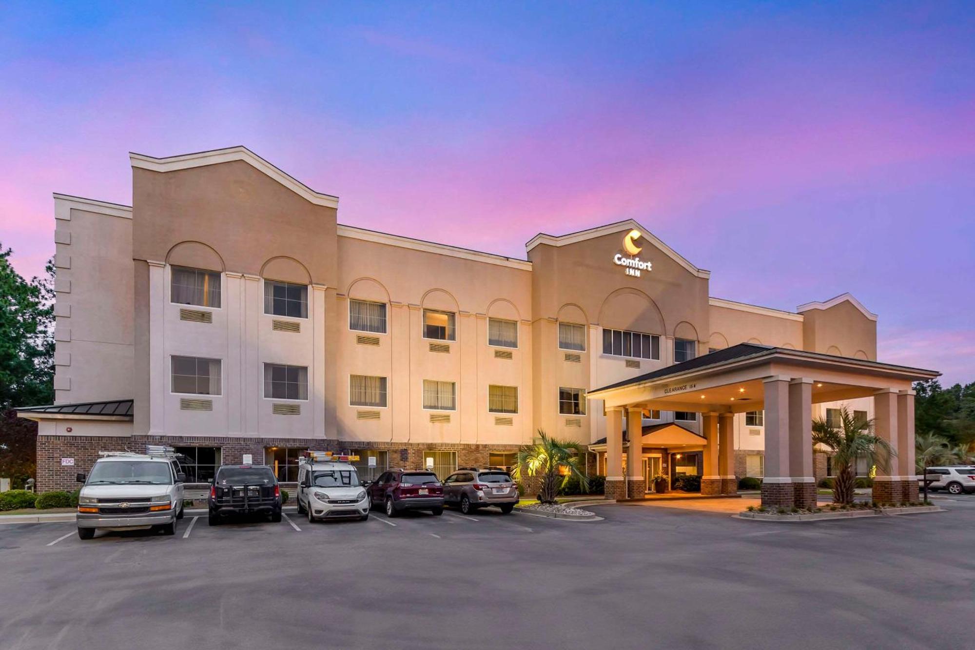 Inn Clarion Pointe