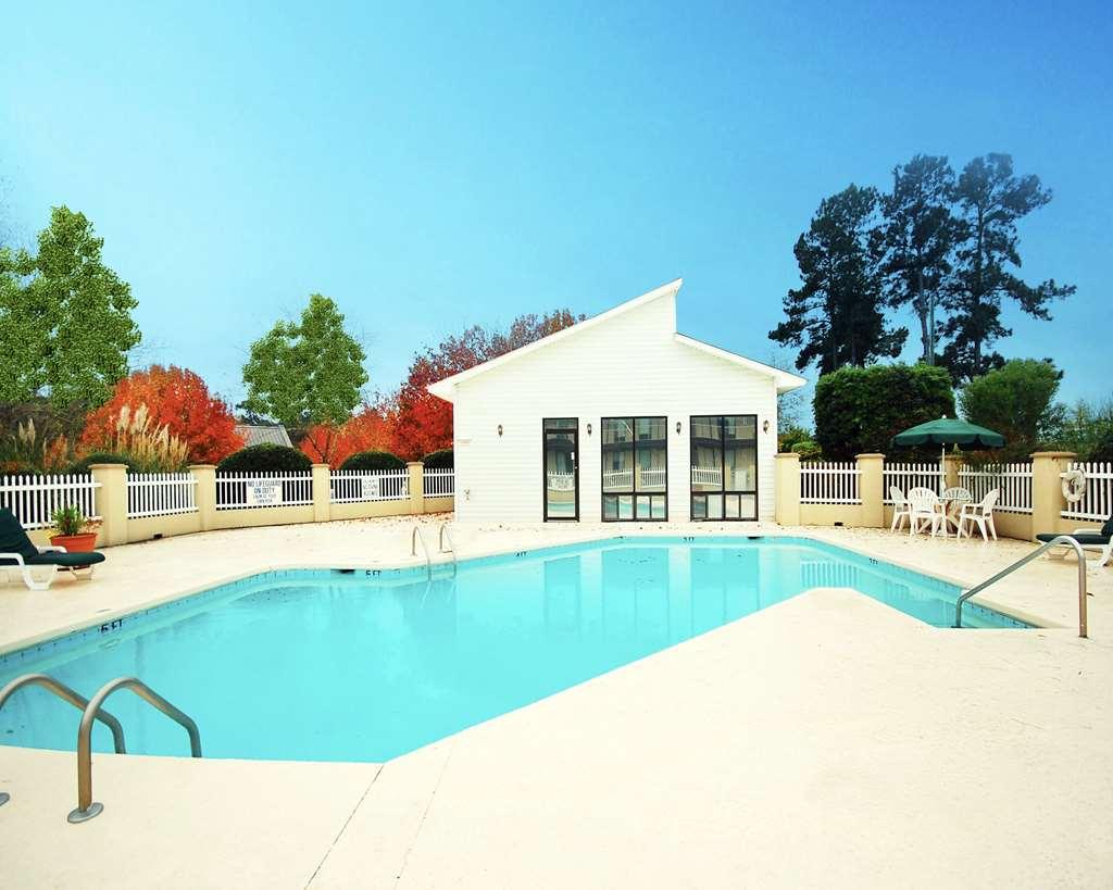 Clarion Pointe Summerville